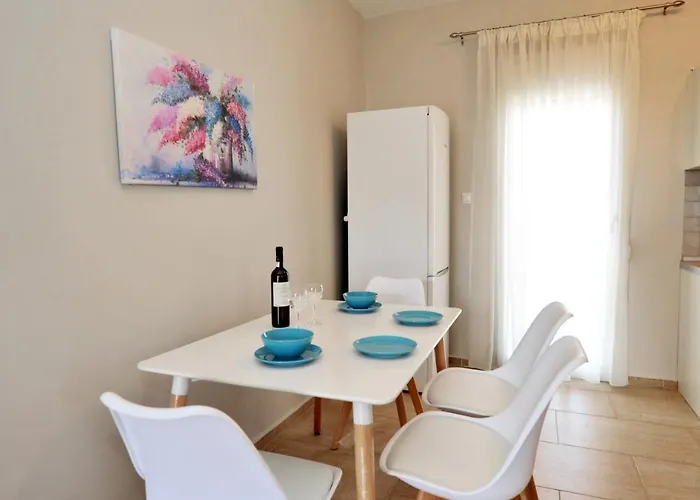 펜션 Fotinia House By Rentalspro Services Dionisiou Halkidiki 팔랄리아 디오니시우